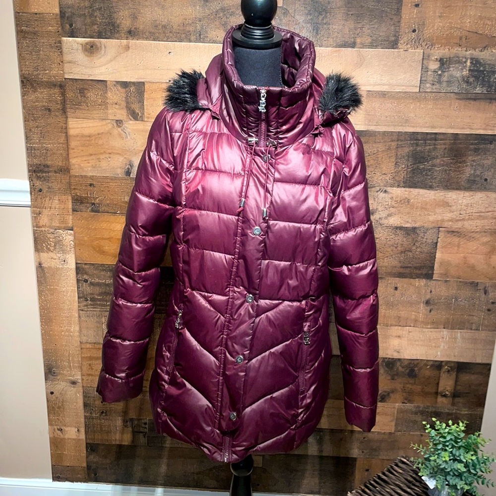 Ralph Lauren Burgundy winter/puffer women jacket size Large